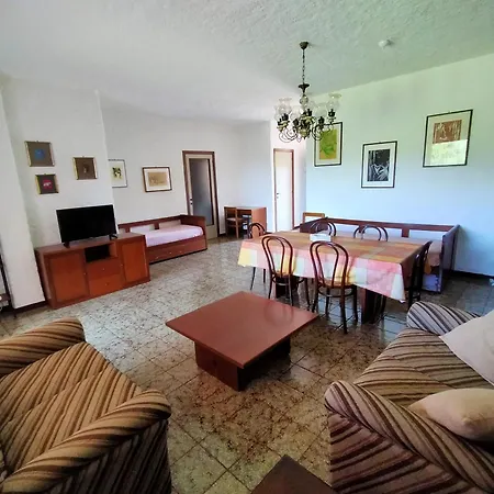 Quadrilocale Cod 437 * Casa Petromilli